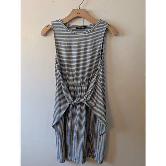Doe & Rae Gray & White Front Tie Dress - Picture 1 of 11